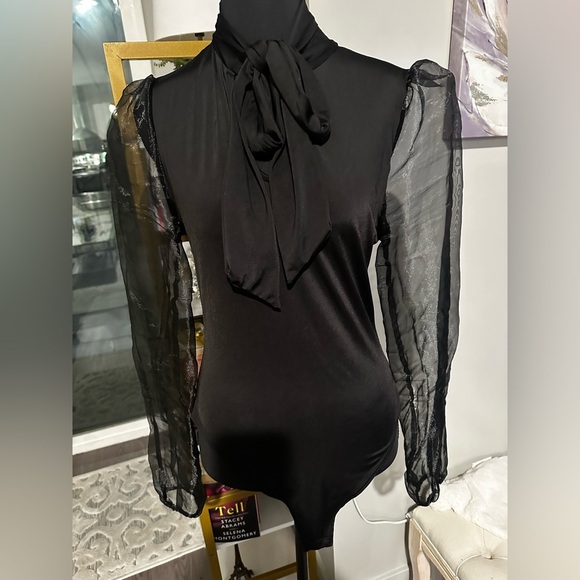 Fashion Nova Chapter Close Black Sheer Sleeve Blouse size Medium - Picture 3 of 6